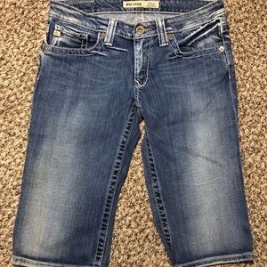 Big Star Ultra Low Stretch Capris size 29 X 15